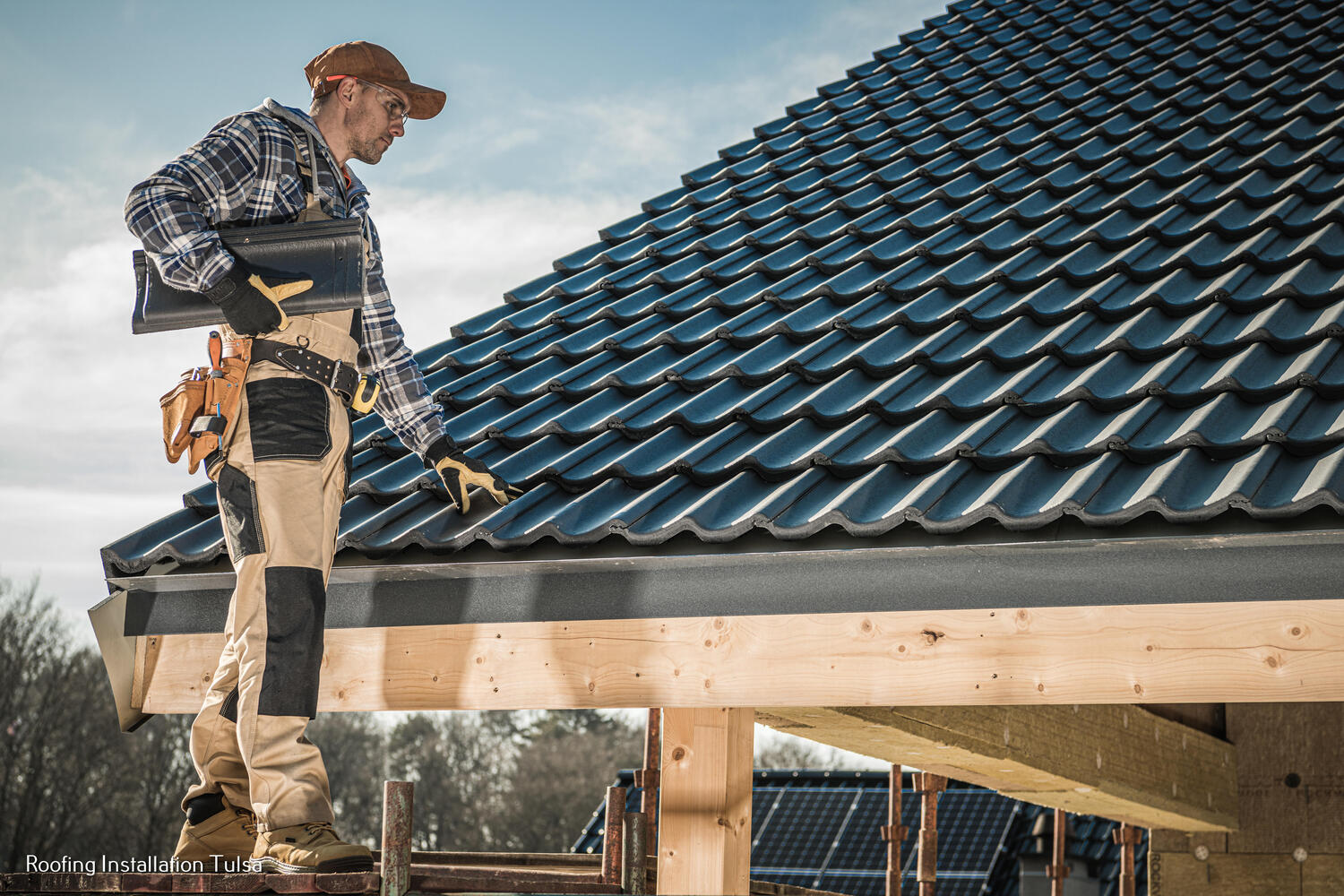 F5 roofer installing a new roof, Tulsa OK